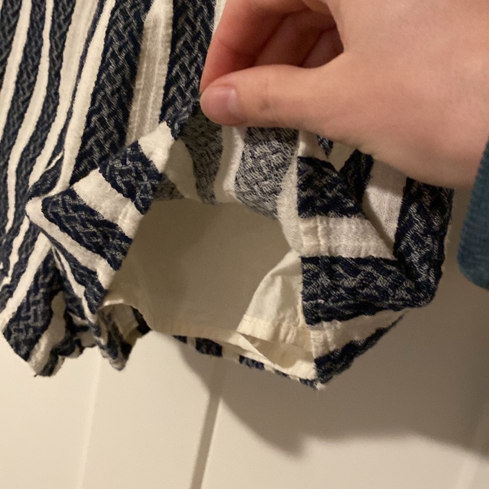Universal Thread Romper, Medium - Picture 5 of 6